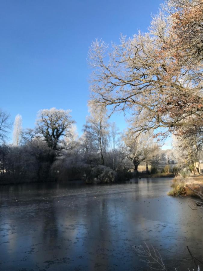 Le Gite Du Petit Renard: A Tranquil Gite With Pool Oradour-Saint-Genest Exterior foto