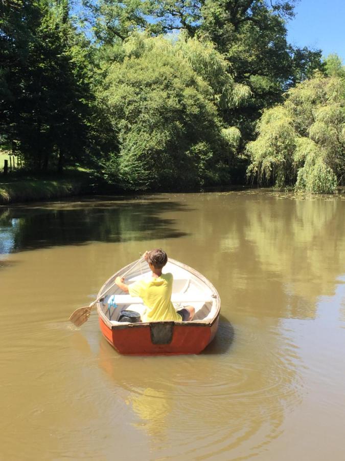 Le Gite Du Petit Renard: A Tranquil Gite With Pool Oradour-Saint-Genest Exterior foto